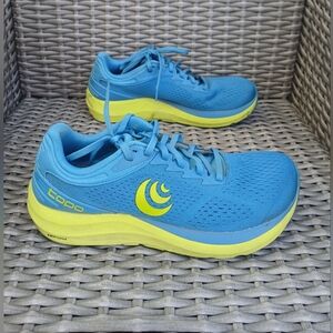 Topo PHANTOM 3 Athletic Blue and Yellow Running Shoes